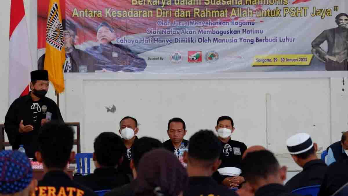 Kangmas Nurali buka langsung Rakercab dan Diklat pelatih di Kutim