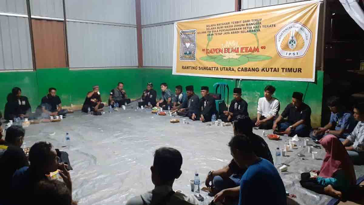 Bukber Rayon Bumi Etam Dihadiri Saudara Perantau